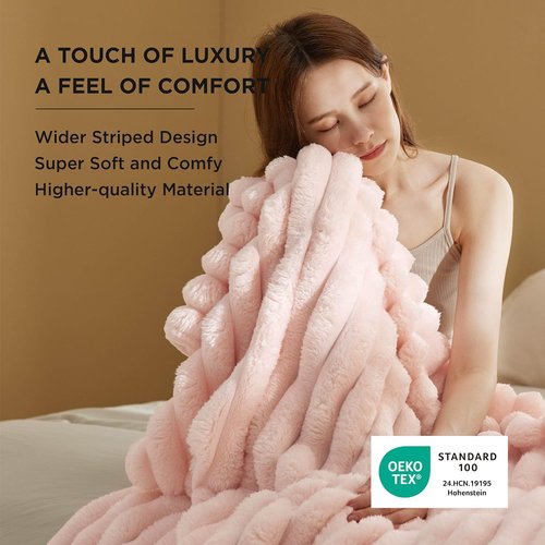 Bedsure Pink Throw Blanket - Fluffy 350GSM Cozy Plush Fleece for Women | 50x60 Inches, Cute Striped Design