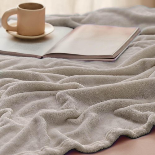 Bedsure GentleSoft Fleece King Size Blanket - Luxuriously Soft, Lightweight, Cozy Microfiber in Oxford Tan, 108x90 Inches