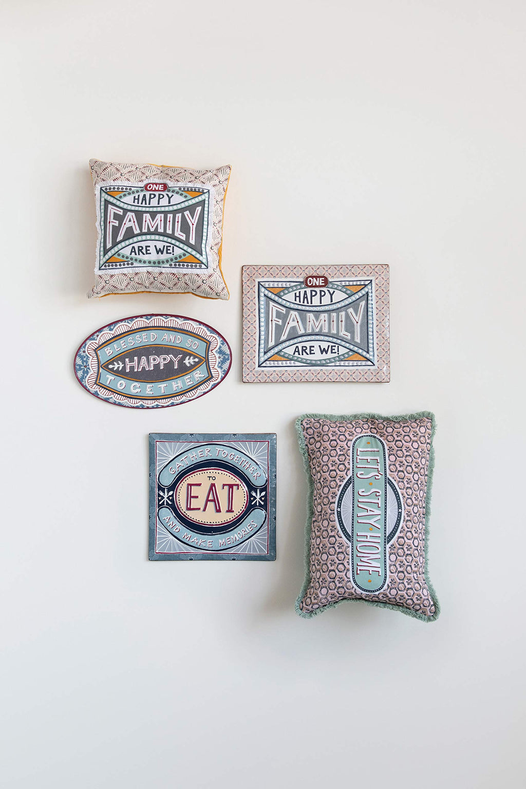Creative Co-Op One Happy Family are We! Reversible Cotton Stamp Pillow with Solid Back (DF2555)