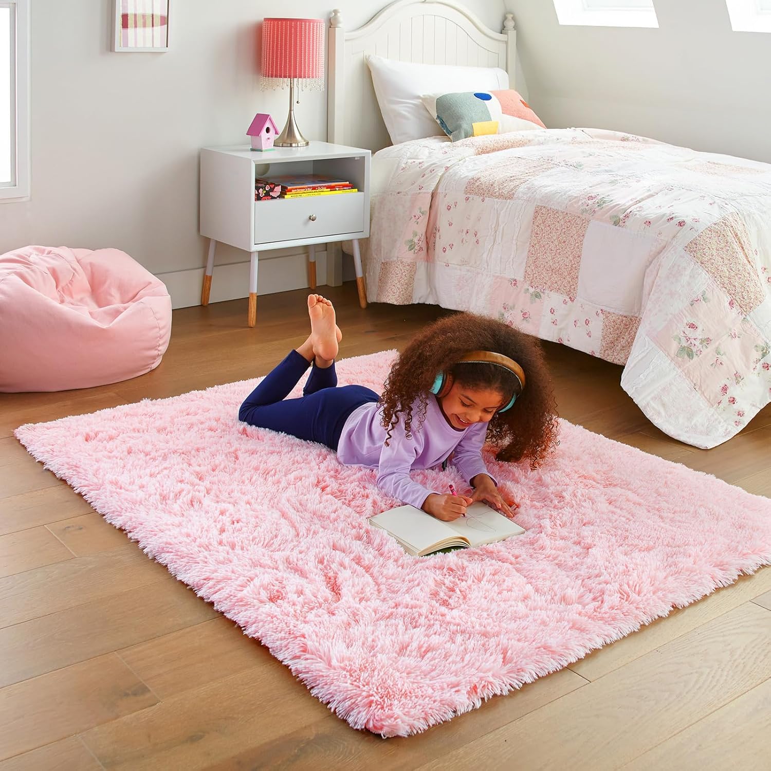 Ophanie 3x5 Pink Rug - Non-Slip Preppy Dorm Area Rug for Bedroom & Living Room Decor