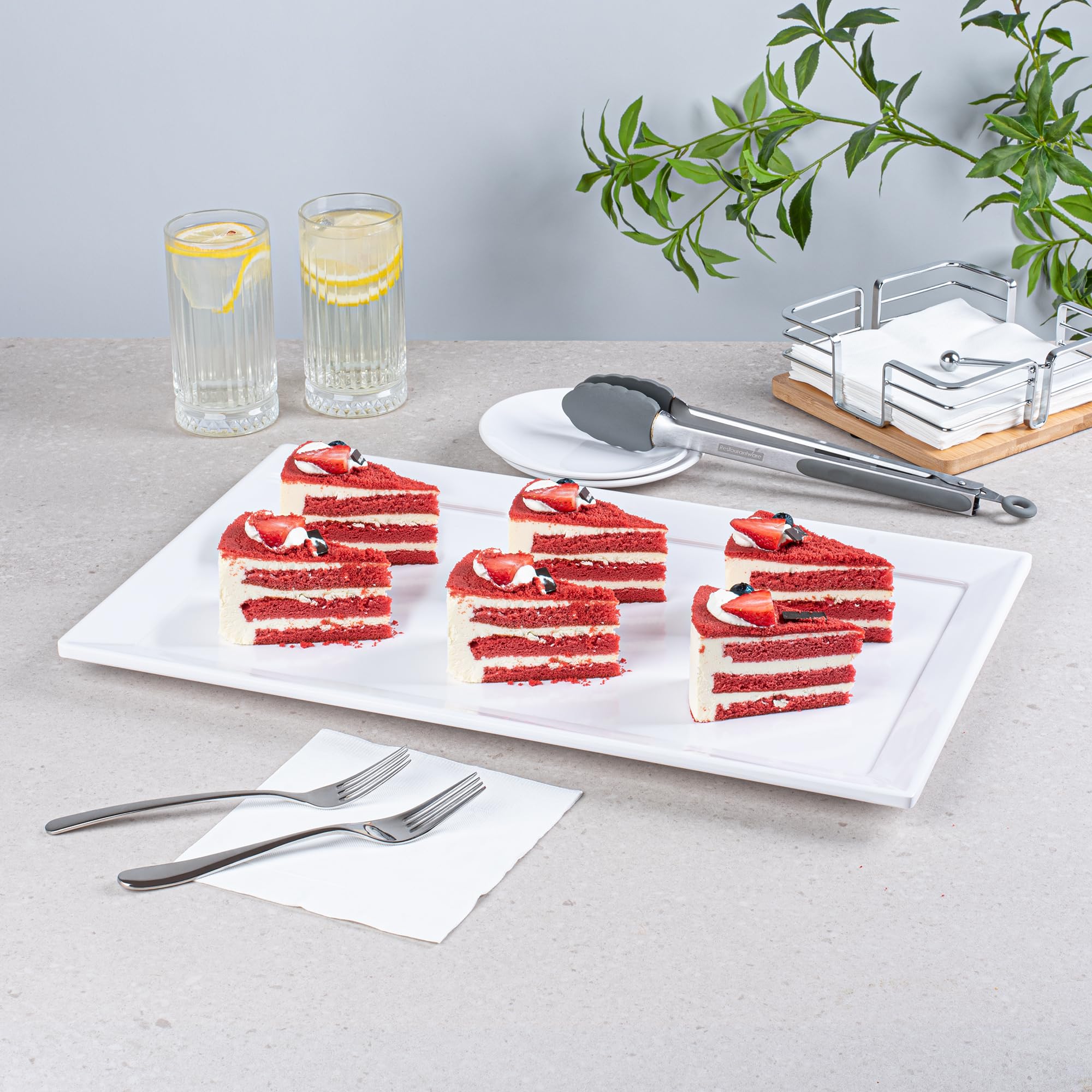 Restaurantware Voga 20.9 x 12.6 Inch Serving Tray 1 Rectangle Outdoor Tray - Raised Edges Dishwasher-Safe White Melamine Platter Tray For Meals Appetizers And Snacks Shatterproof