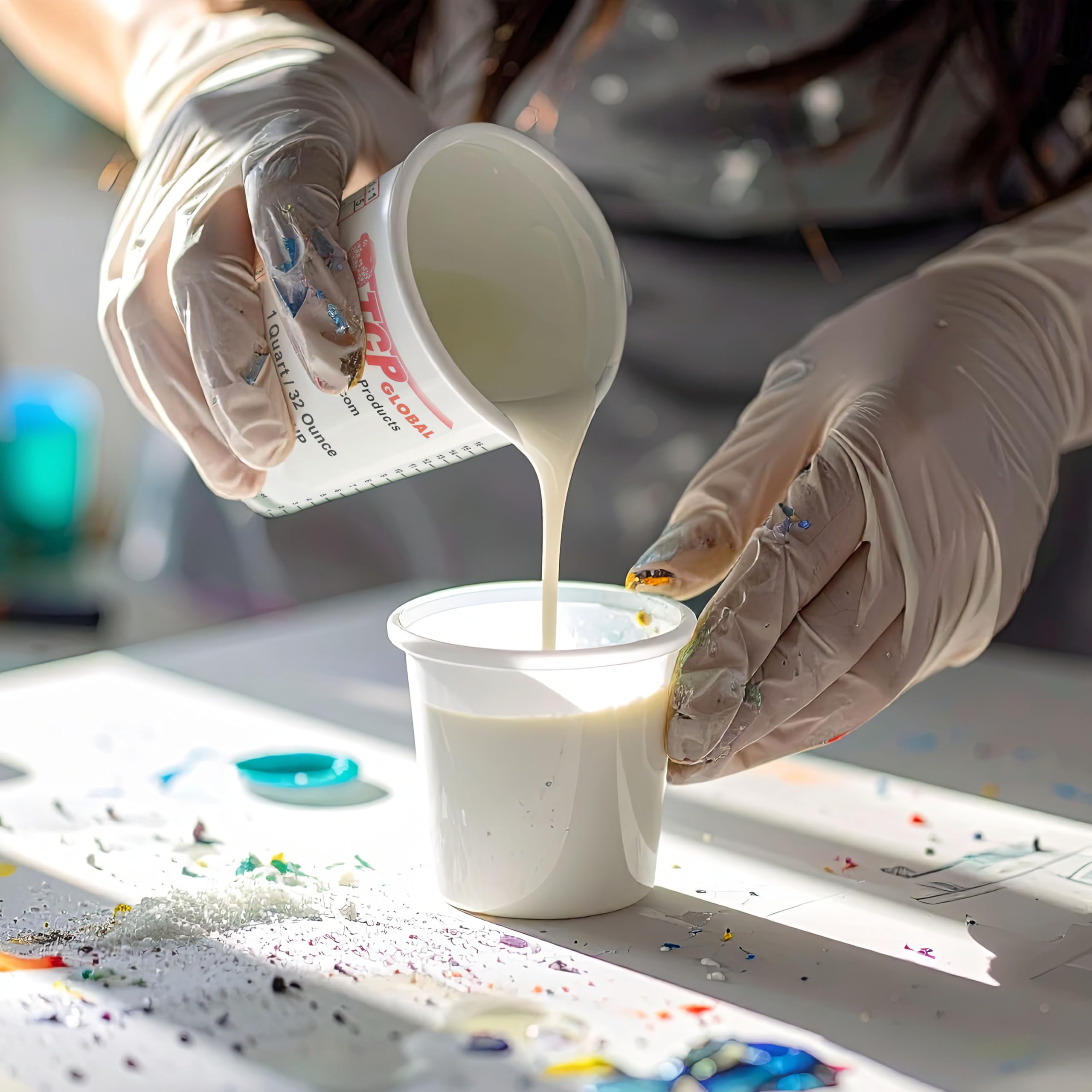 Custom Shop Paint Mixing Cups, 32-Ounce (Box of 100) - Plastic Measuring Cups for Liquids, Automotive Painting, Epoxy Resin, Acrylic Arts, Crafts, Disposable or Reusable, Graduated, Mixing Ratios
