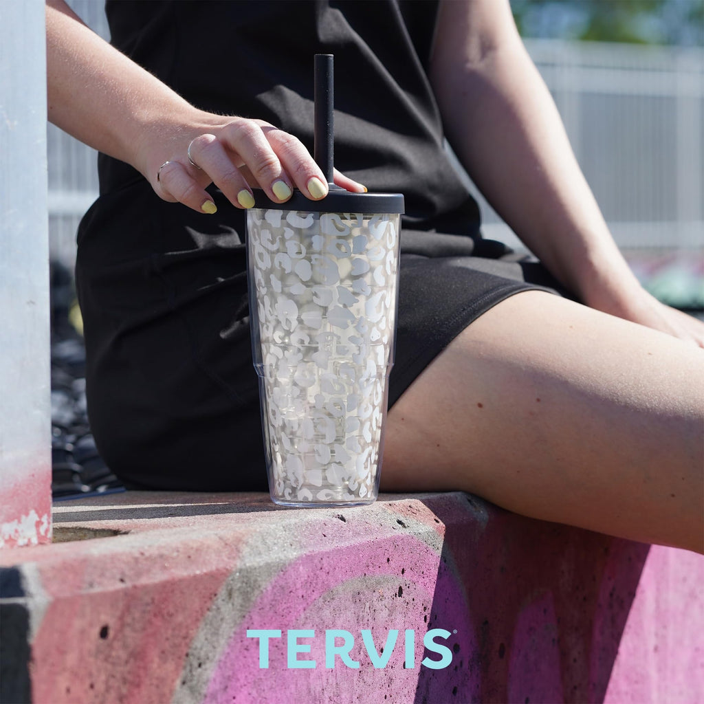 Tervis Clear & Colorful Made in USA Double Walled Insulated Tumbler Travel Cup Keeps Drinks Cold & Hot, 24oz, Gray Straw Lid