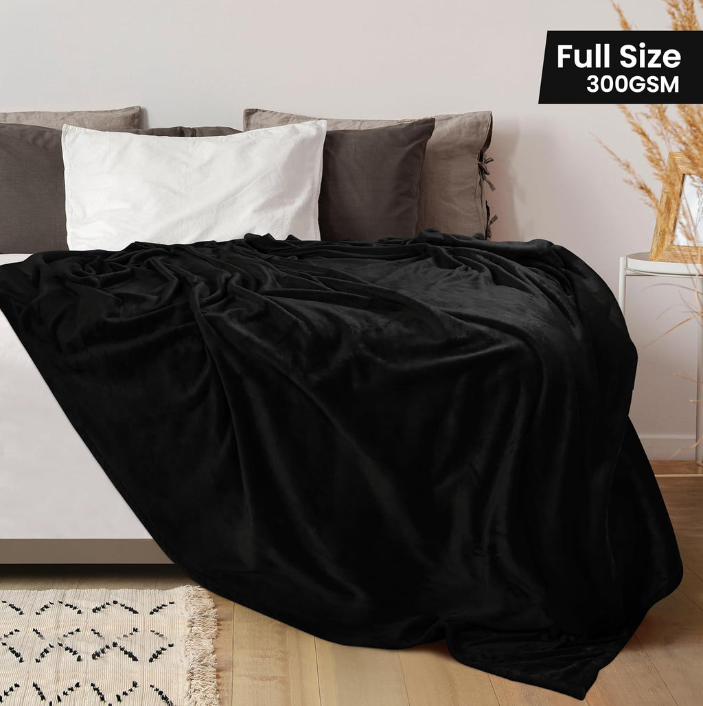 Utopia Bedding Fleece Blanket - Full Size Black 300GSM Luxury Soft Microfiber (90x84 Inch)