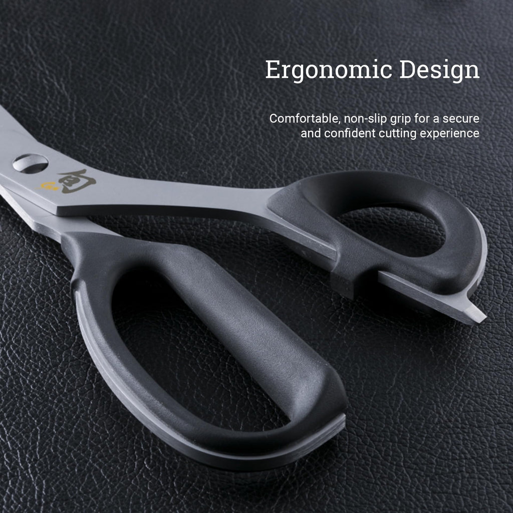 Shun Kitchen Shears, 22.6 cm, Heavy Duty Cooking Scissors, Durable 420J2 Stainless Steel, Detachable Blades for Easy Cleaning, Multi Purpose Kitchen Shears for Professional and Home Chefs