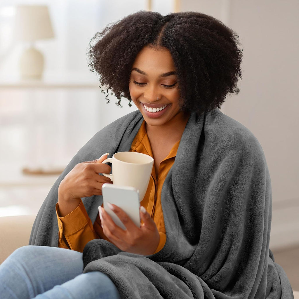 Utopia Bedding Fleece Blanket - Ultra Soft King Size Grey (90x102 Inches) | Cozy All-Season Microfiber Decor