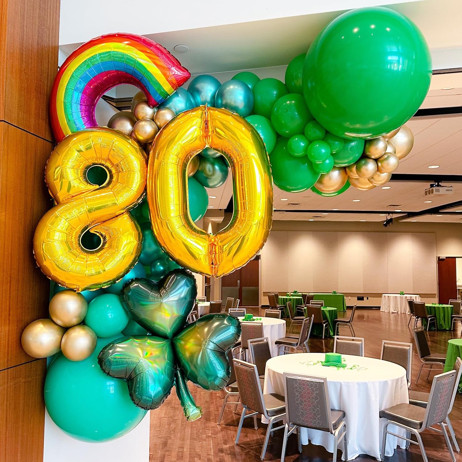 Voircoloria Green Balloon Garland Kit - 90 Pack of 18/12/10/5 Inch Balloons for Celebrations & Events