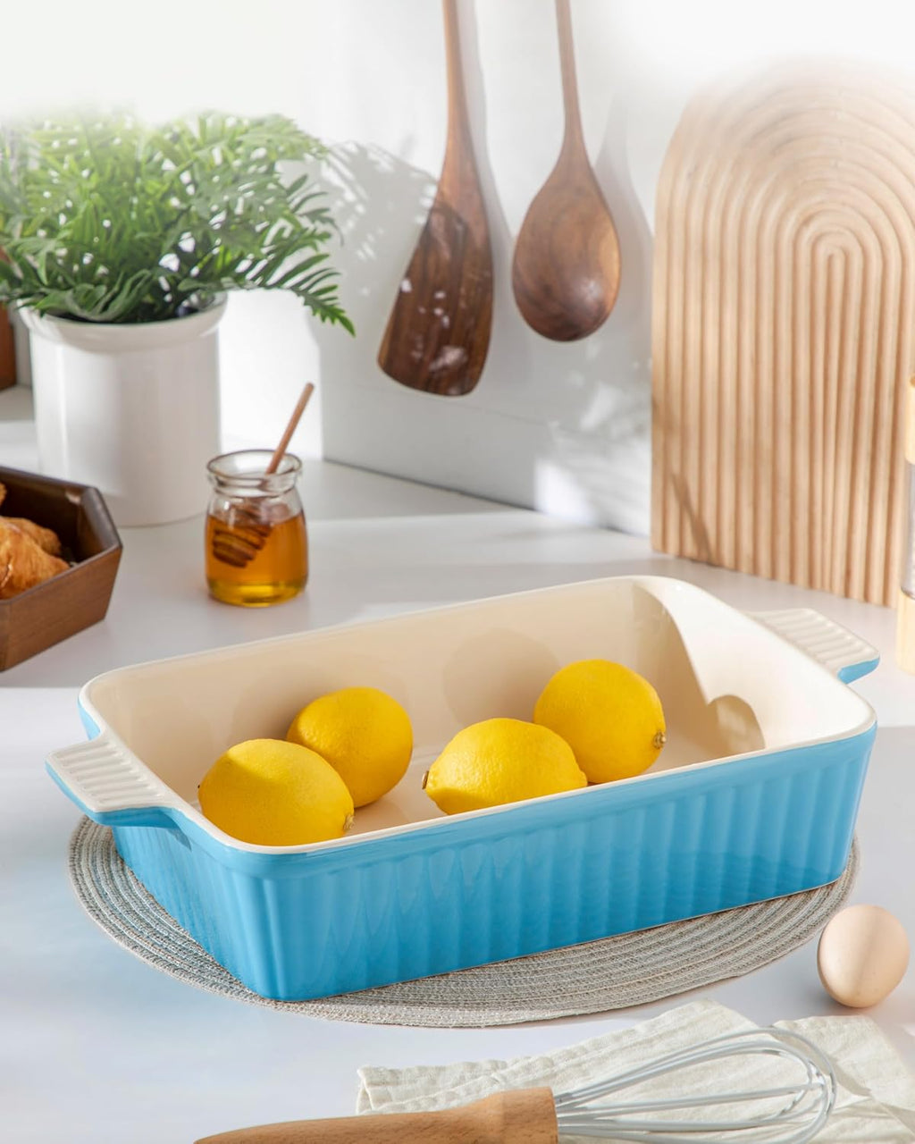 MALACASA 4.4 QT Baking Dish - Large 9x13 Ceramic Casserole Pan with Handles - Microwave Safe, Blue