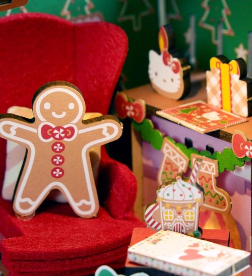 Hands Craft Hello Kitty Gingerbread House Kit - DIY Wooden 3D Puzzle for Holiday Decor | Fun Christmas Craft for Ages 14+