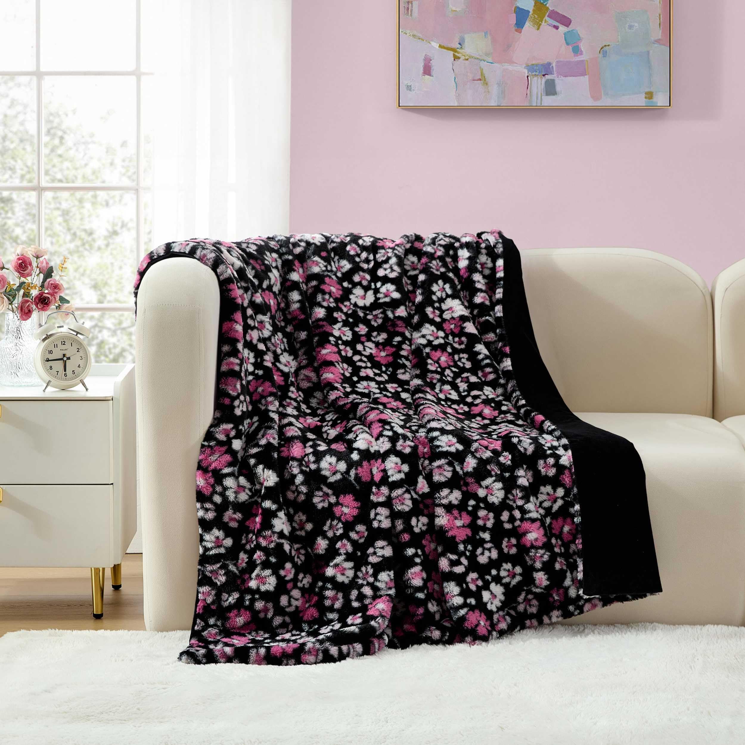 Betsey Johnson - Blanket, Buttery-Soft Faux Fur Throw Blanket for Couch or Bed, Boldly Plush & Oversized Bedding (Leopard Rosettes Black, 50" x 70")