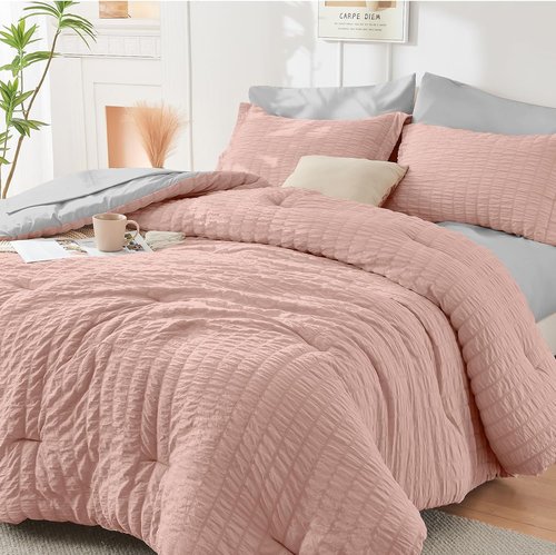 HYMOKEGE Queen Comforter Set - Luxury 7-Piece Seersucker Bedding in Rose Gold & Light Grey