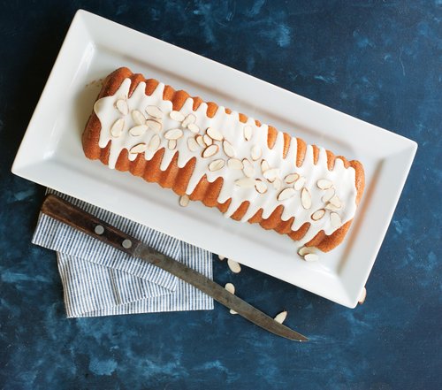 Nordic Ware Formed Cinnamon Bread and Almond Loaf Pan, 4 Cup, Golden Hour