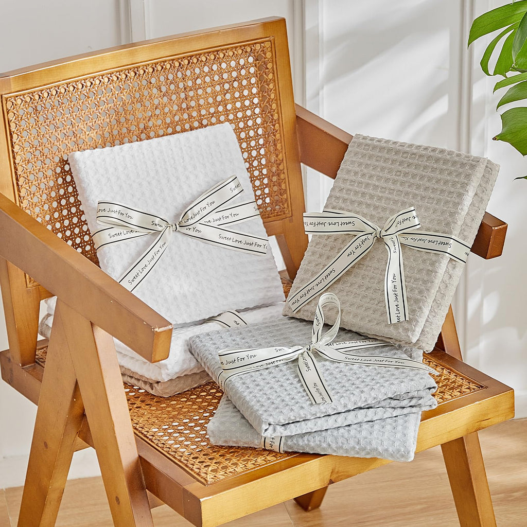WARMDERN Waffle Weave Pillowcases Standard Size 2 Pack Pillow Cases Soft Microfiber Pillow Case Covers Set of 2 Boho Woven Textured Pillowcase with Envelope Closure(Khaki, Standard, 20x26 Inches)