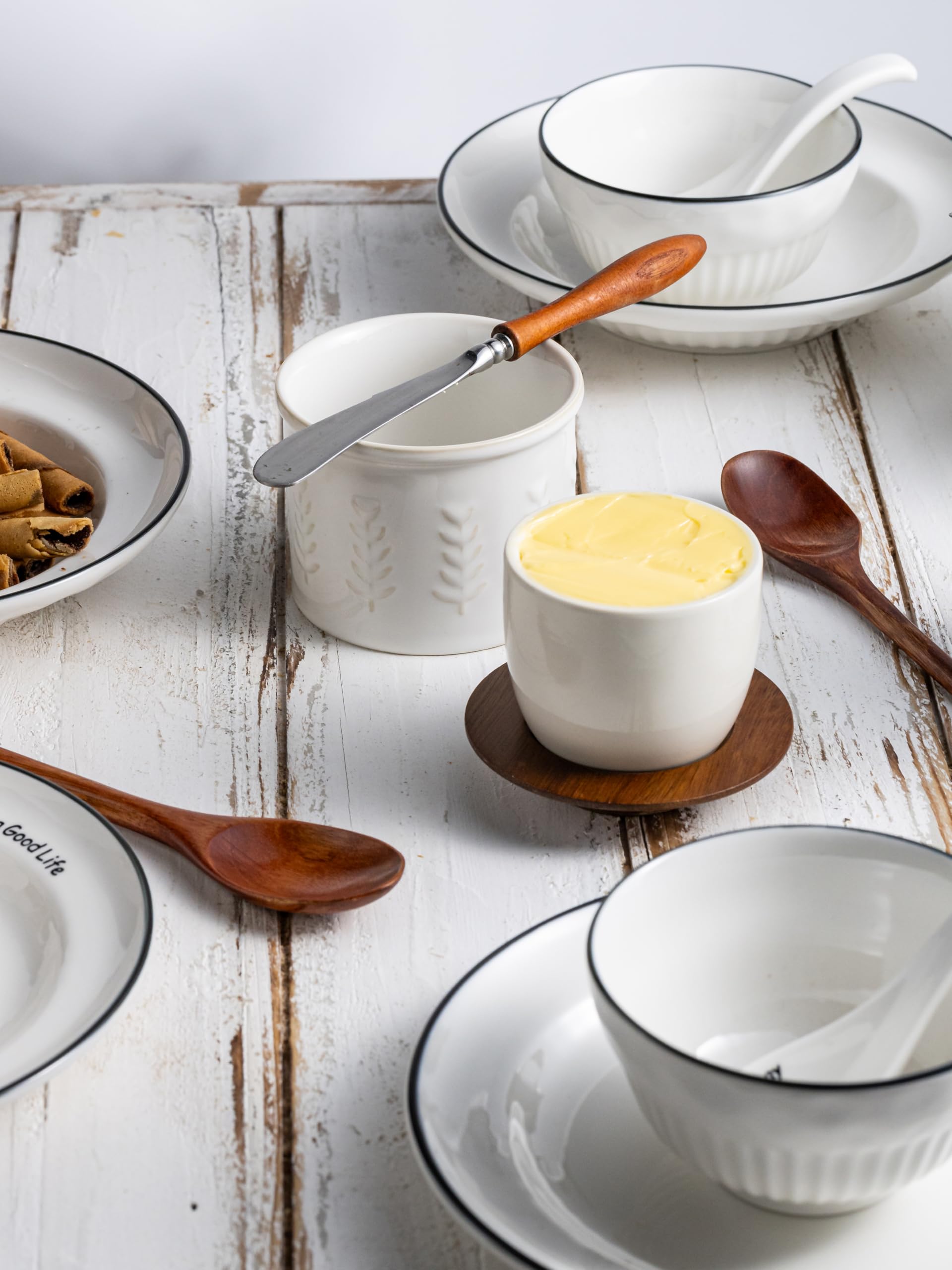 YHOJOY Ceramic Butter Dish With Lid, Butter Crock for Countertop, French Butter Keeper for Spreadable Butter, Elegant Embossed Pattern, Cream White