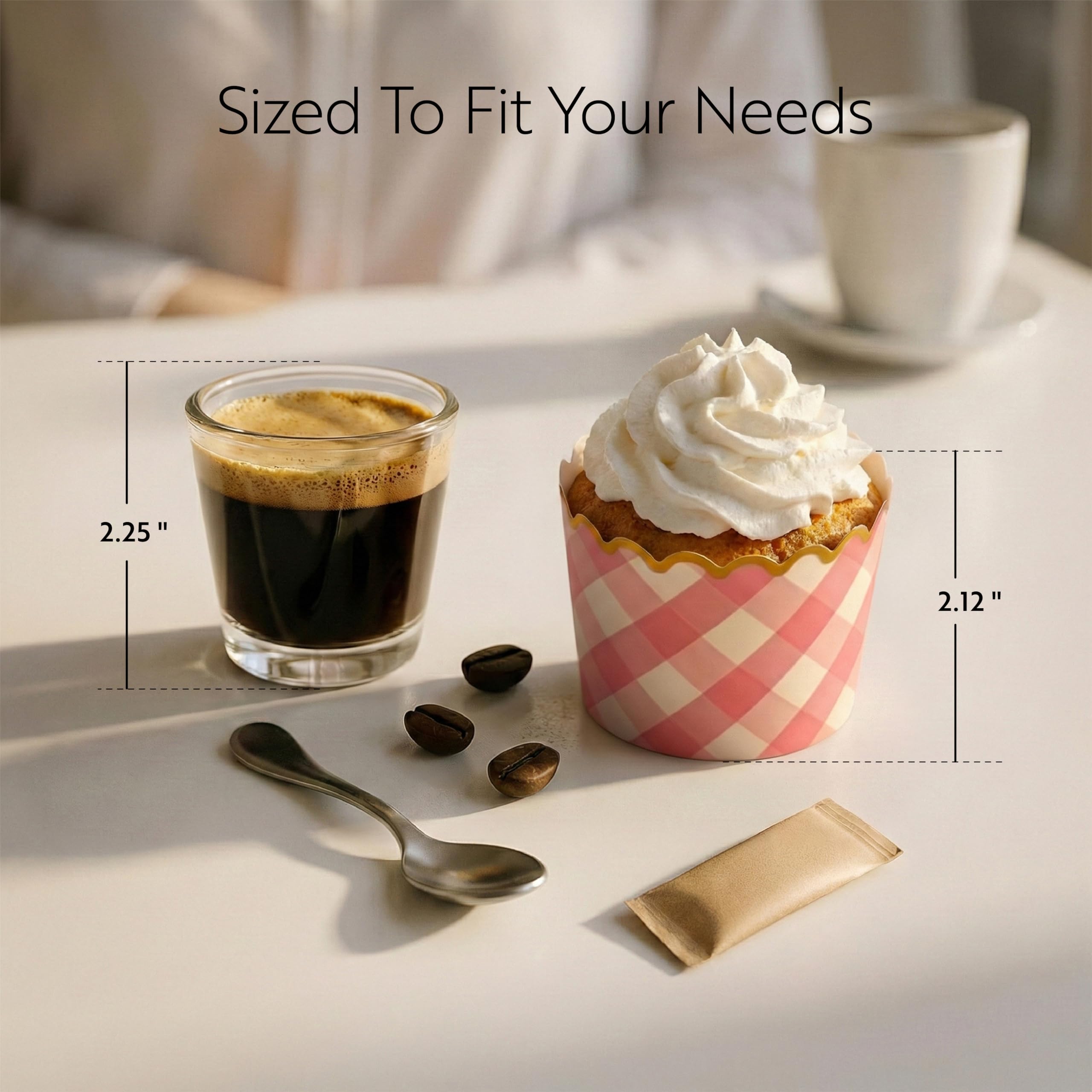 Restaurantware Panificio 4.5 Ounce Baking Cups 500 Disposable Paper Baking Cups - Greaseproof Oven-Ready Pink Paper Muffin Liners Microwavable Gold Rimmed Design