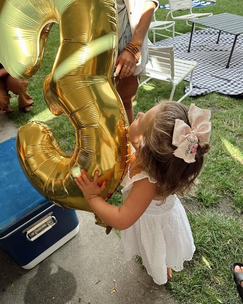 Champagne Gold Number 3 Balloon - 40 Inch Light Gold Birthday Decoration for Kids & Women