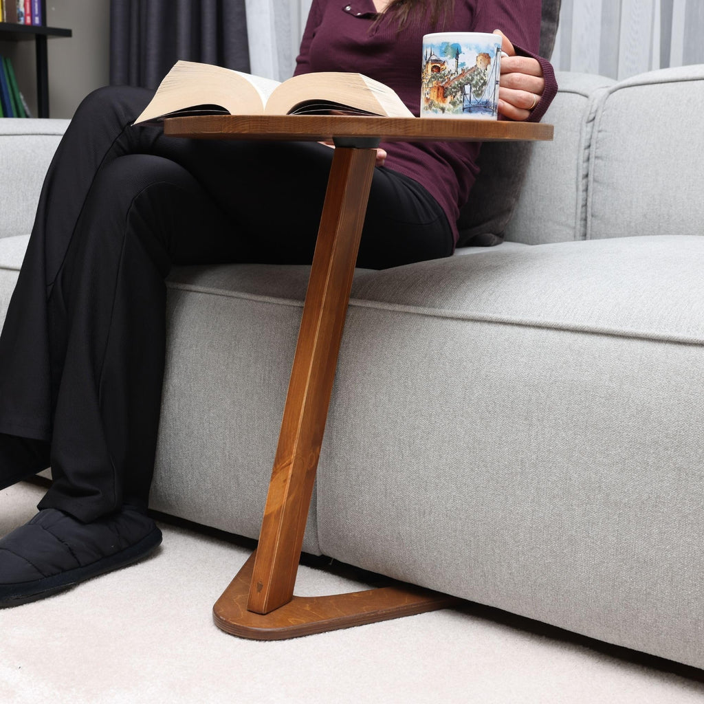 GENESIS WOODESIGN C-Shaped Handmade End Table, Side Table for Couches, Sofa Tables Slide Under Couch for Living Room, Over Couch TV Tray Table for Small Spaces (Large, Chestnut)