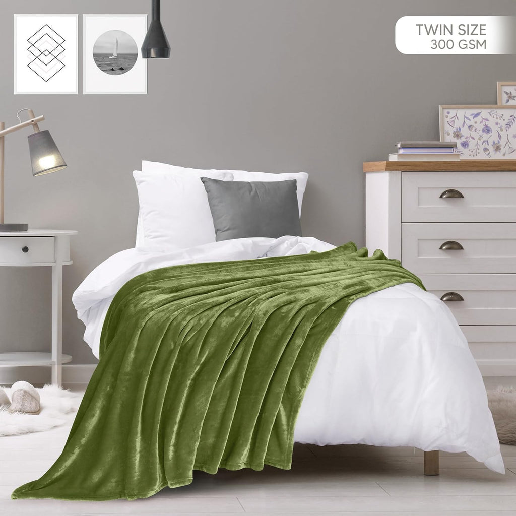 Utopia Bedding Fleece Blanket - Twin Size Olive (60x80 Inches) | Ultra Soft, Warm & Cozy All-Season Decor