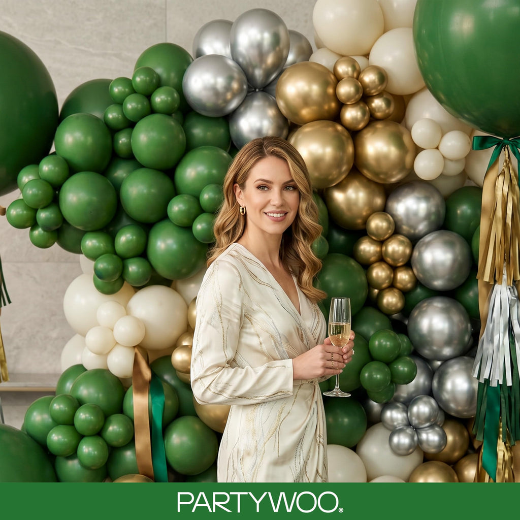 PartyWoo Dark Green Balloons 99pcs Different Sizes of 36 18 12 10 5 Inch Emerald Hunter Forest Green Balloon Arch Kit for Birthday Christmas Graduation Dinosaur Jungle Party Decorations Green-Y56