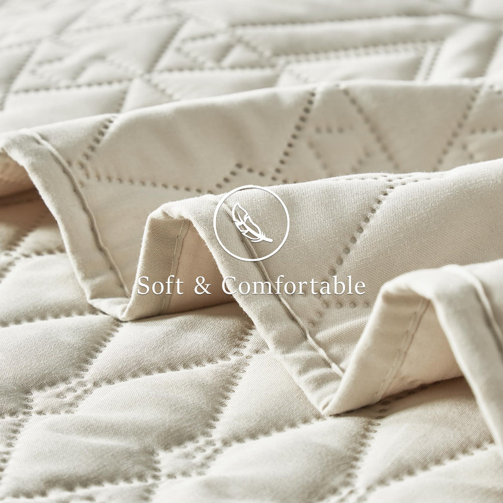 akkialla King/Cal King Quilt Set, Boho Style in a Solid Color, Cream Lightweight Microfiber Bedspread, Soft and Breathable Coverlet for All Seasons, 3-Piece Bedding Set (1 Quilt, 2 Pillow Shams)