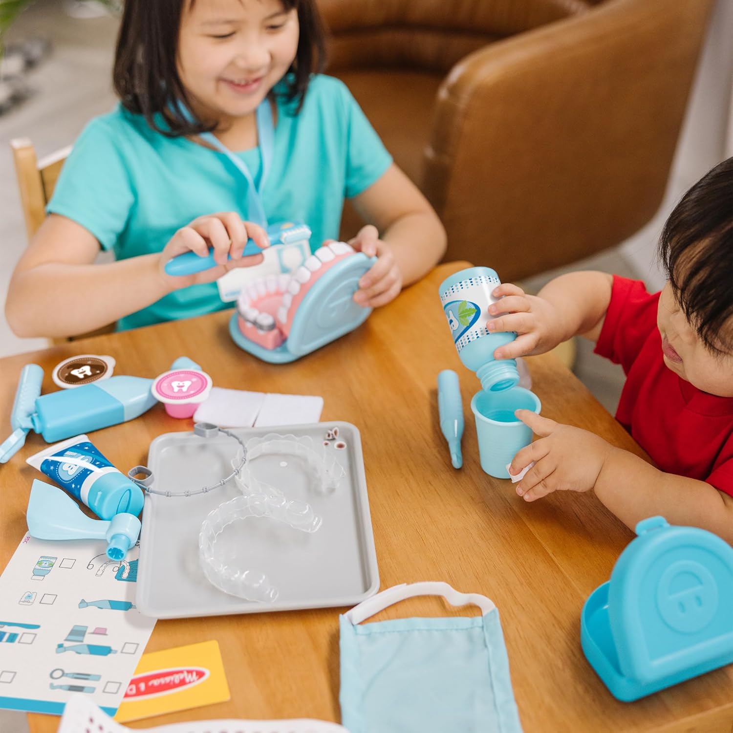 Melissa & Doug Super Smile Dentist Play Set - 25-Piece Kit with Oversized Teeth & Tools for Kids 3+