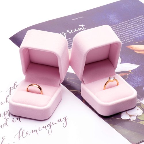 Giftop Velvet Single Ring Box Case Holder for Engagement Proposal Birthday Wedding,Jewelry Ring Box Jewelry Packaging Box (Pink)