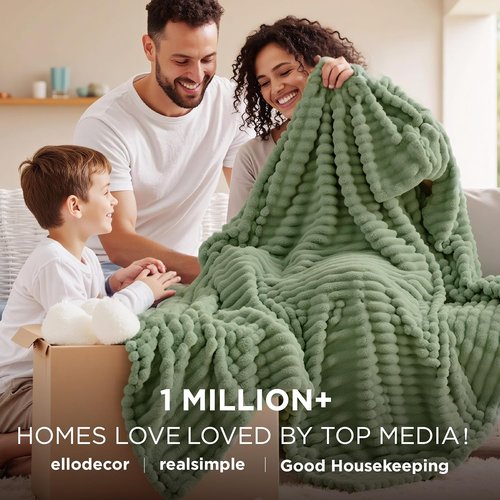 Bedsure GentleSoft Full Blanket - Cozy Reseda Fleece Throw for Couch, Perfect Gift for Women, 84x90 Inches