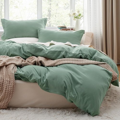 Bedsure Sage Green California King Duvet Cover - Extra Soft Prewashed Cotton-Like Polyester Set, 104''x98'' with Zipper Closure & 2 Pillow Shams