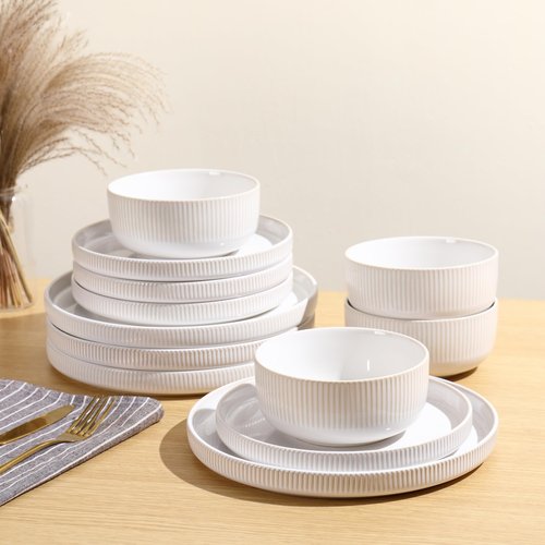 Frewinky Ceramic Dinnerware Sets for 4, Round Reactive Glaze Porcelain Plates and Bowls Sets, Scratch Resistant Modern Dishes Set, Dishwasher & Microwave Safe, Service for 4-White
