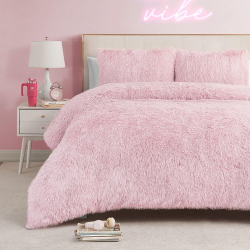 Juicy Couture Shaggy Faux Fur Pink Full/Queen Comforter Set - Soft and Cozy 3-Piece Machine Washable Bedding Comforter and Sham Set