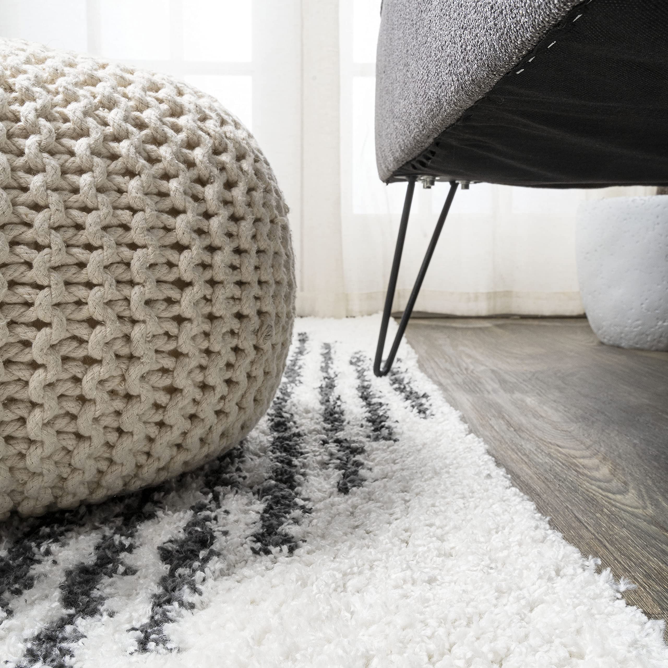 JONATHAN Y Elm Diamond Stripe Shag White/Gray Runner Rug, 2x8, Geometric, Bohemian, Contemporary, Easy-Cleaning for Living Room, Bedroom, Kitchen, Pet Friendly, Non-Shedding (MOH408A-28)