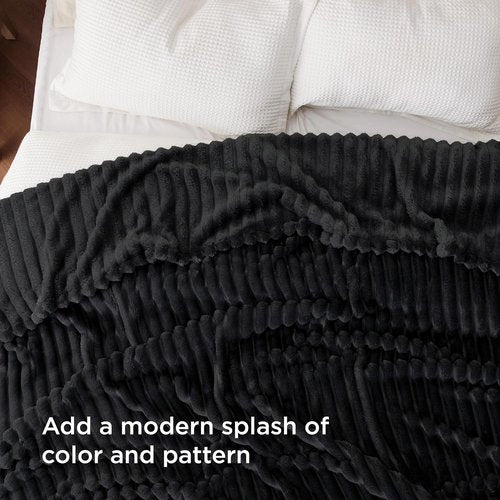 Bedsure GentleSoft King Size Blanket - Cozy Black Fleece Throw, 108x90 Inches for Ultimate Comfort
