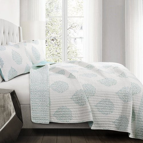 Lush Decor Blue Teardrop Leaf Quilt-Reversible Floral Stripe 3 Piece Bedding Set, King