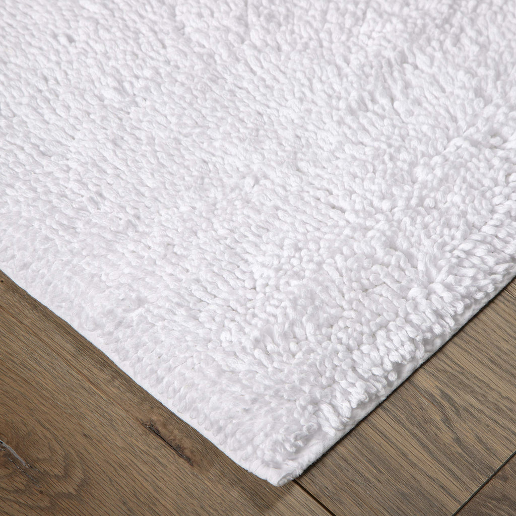 Mohawk Riverdale Bath Rug, 1'9x2'10, White