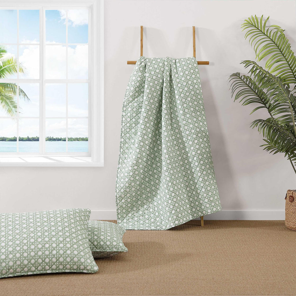 Tommy Bahama - King Quilt Set, Luxurious Bedding with Matching Shams, Coastal Inspired Room Essentials (Bahama Diamond Isle Green, King)