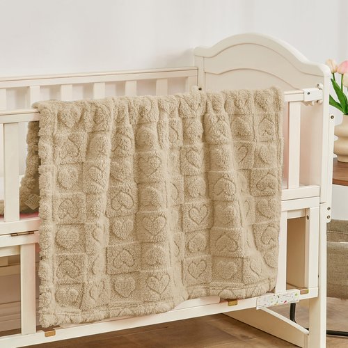 Yurhap Fleece Baby Blanket Heart Checkered, Ultra Soft Cozy Baby Blankets for Boys Girls, Fluffy Infant Toddler Newborn Receiving Gifts for Crib Stroller 30"x40" (Khaki)