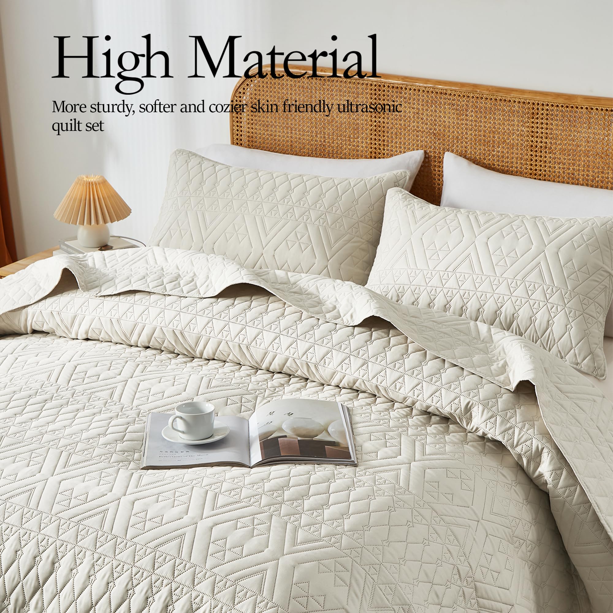 akkialla King/Cal King Quilt Set, Boho Style in a Solid Color, Cream Lightweight Microfiber Bedspread, Soft and Breathable Coverlet for All Seasons, 3-Piece Bedding Set (1 Quilt, 2 Pillow Shams)
