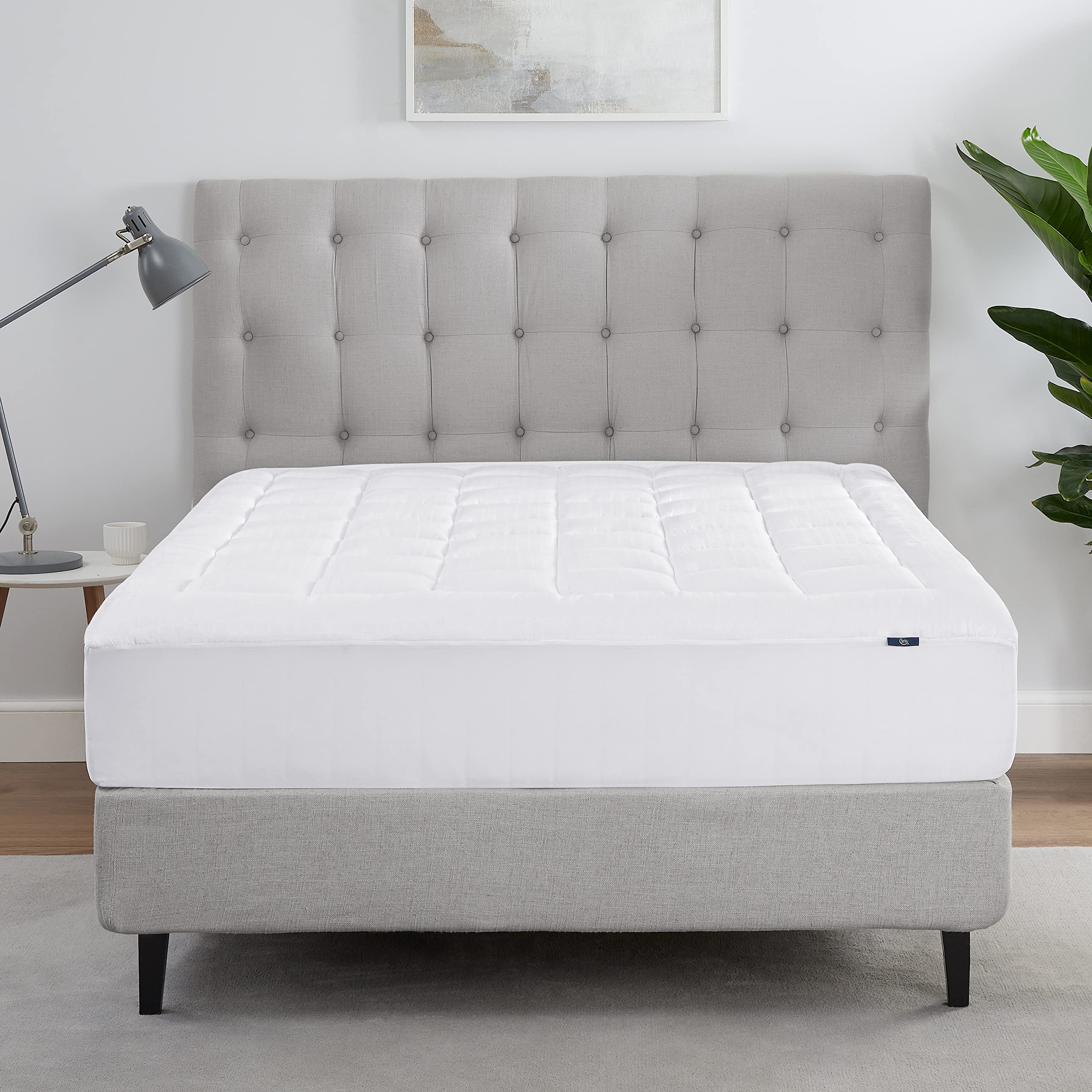 Serta ComfortSure Queen Mattress Cover, Fitted Pillow Top Mattress Pad, Super Soft and Breathable Quilted Cotton Protector with 18" Elastic Deep Pockets for Secure Fit, White