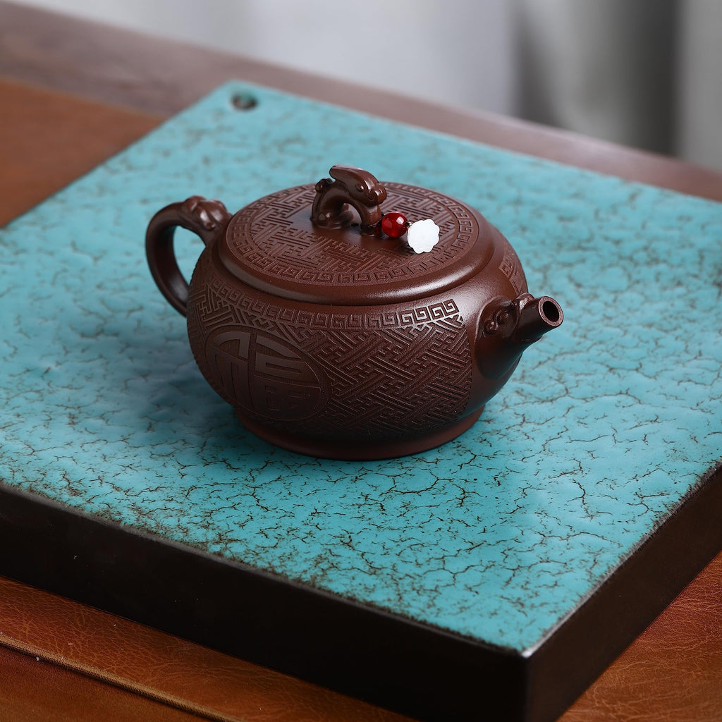 SILINE Zisha Teapot, Chinese Yixing Clay Handmade Tea Pot 9.6 Oz, Infuse Brew Kung Fu Loose Leaf Tea Maker (Lucky Rabbit,Zini Purple Clay)