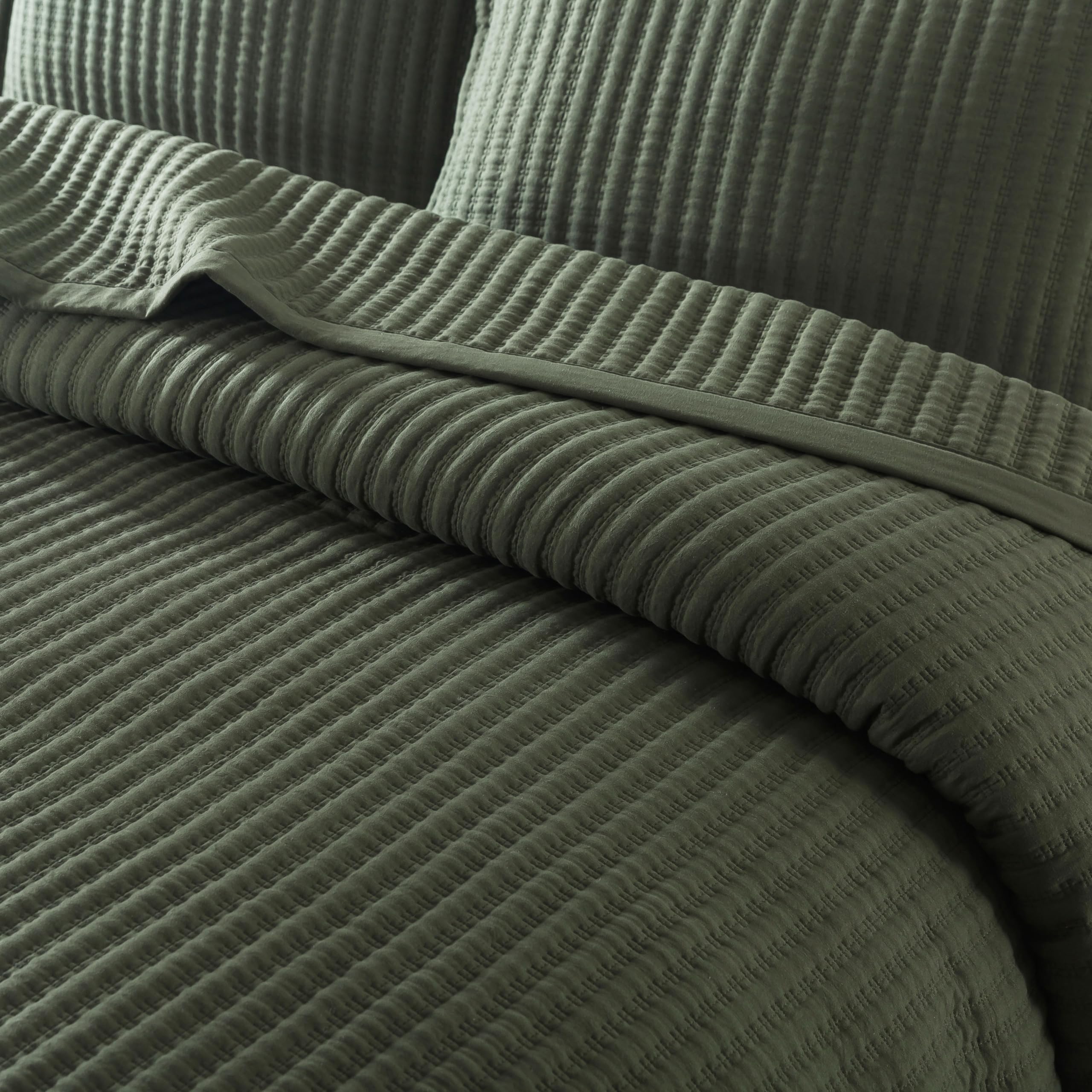 WDCOZY Olive Green Queen Size Quilt Set, Striped Pick Stitch Lightweight Bedspread, Soft Channel Farmhouse Rustic Coverlet, Spring Summer Thin Comforter, Country Bedding, 90x90 inches