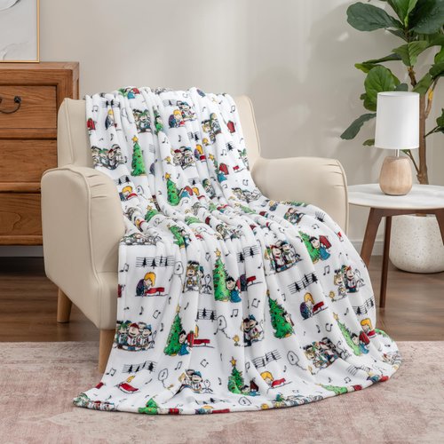 Berkshire Blanket Peanuts® VelvetLoft® Cute Character Snoopy Plush Blanket, Gang Oh Christmas Tree White(60in x 70in)