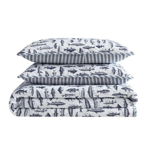Eddie Bauer - Quilt Set, Super Soft Bedding with Matching Sham, Silky Smooth & Breathable, Classic Home Essentials (Wes Fish Blue, Twin)