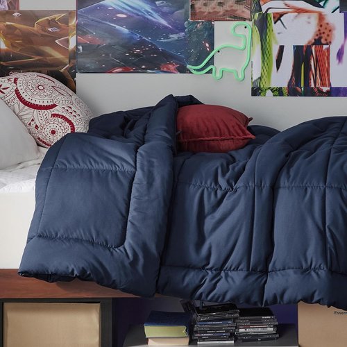 Bedsure Comforter Duvet Insert - All-Season Quilted Twin Size Bedding | GentleSoft Down Alternative, Navy Blue 88 x 68 Inches