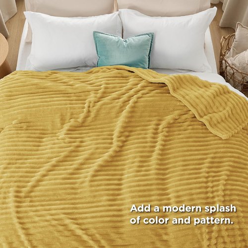 Bedsure GentleSoft Full Blanket - Cozy Yellow Fleece Throw for Couch, Perfect Birthday Gift, 84x90 Inches