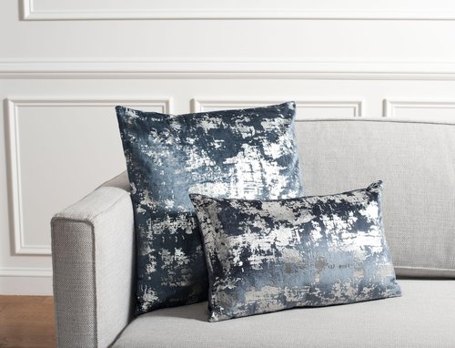 SAFAVIEH Home Collection Edmee Glam Metallic Midnight Blue/Silver 12 x 36-inch Rectangle Pillow with Insert
