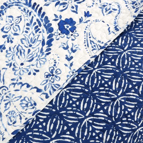 Lush Decor Erindale Paisley Cotton 3Pc Quilt Set King Navy & White – Reversible Lightweight Quilt Bedding with Shams, Classic Boho Style