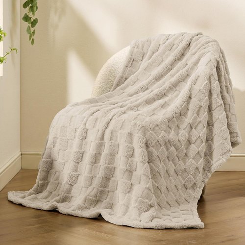 Bedsure GentleSoft Throw Blanket - Cozy Checkered Fleece in Beige, Perfect for Home Decor | 50x60 Inches