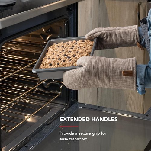 KitchenAid Nonstick Cake Pan - Swiss Engineered Aluminized Steel, Dishwasher Safe, 9 x 13 Inch, Contour Silver