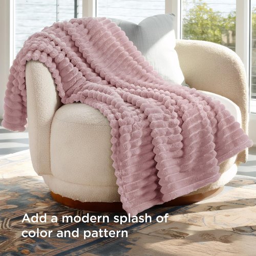 Bedsure GentleSoft Pink Fleece Blanket - Cozy 50x60 Inch Throw for Home, Office & Gifts