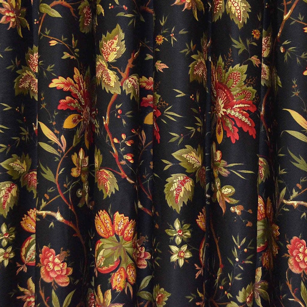 Waverly Felicite Noir Valance - 100% Cotton Sateen - 50" X 15"